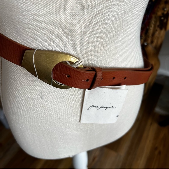 Free People NEW Women’s Monroe Leather Belt Size M/L #260124 - Picture 4 of 7